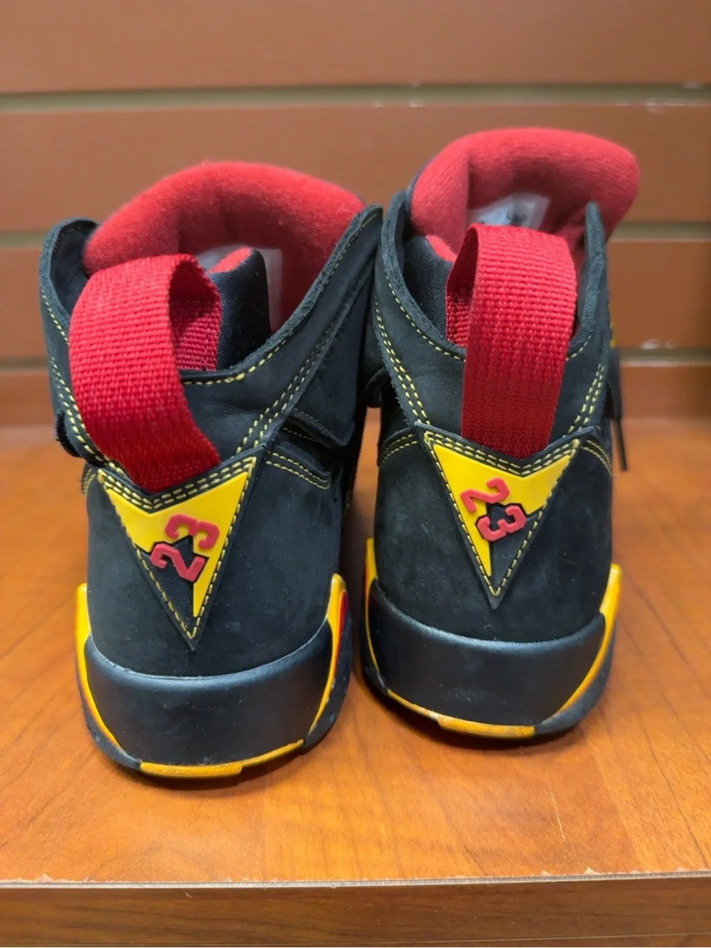 Nike Air Jordan 7 Retro Citrus Black Red Yellow Sneakers Youth 7Y Women’s 8.5